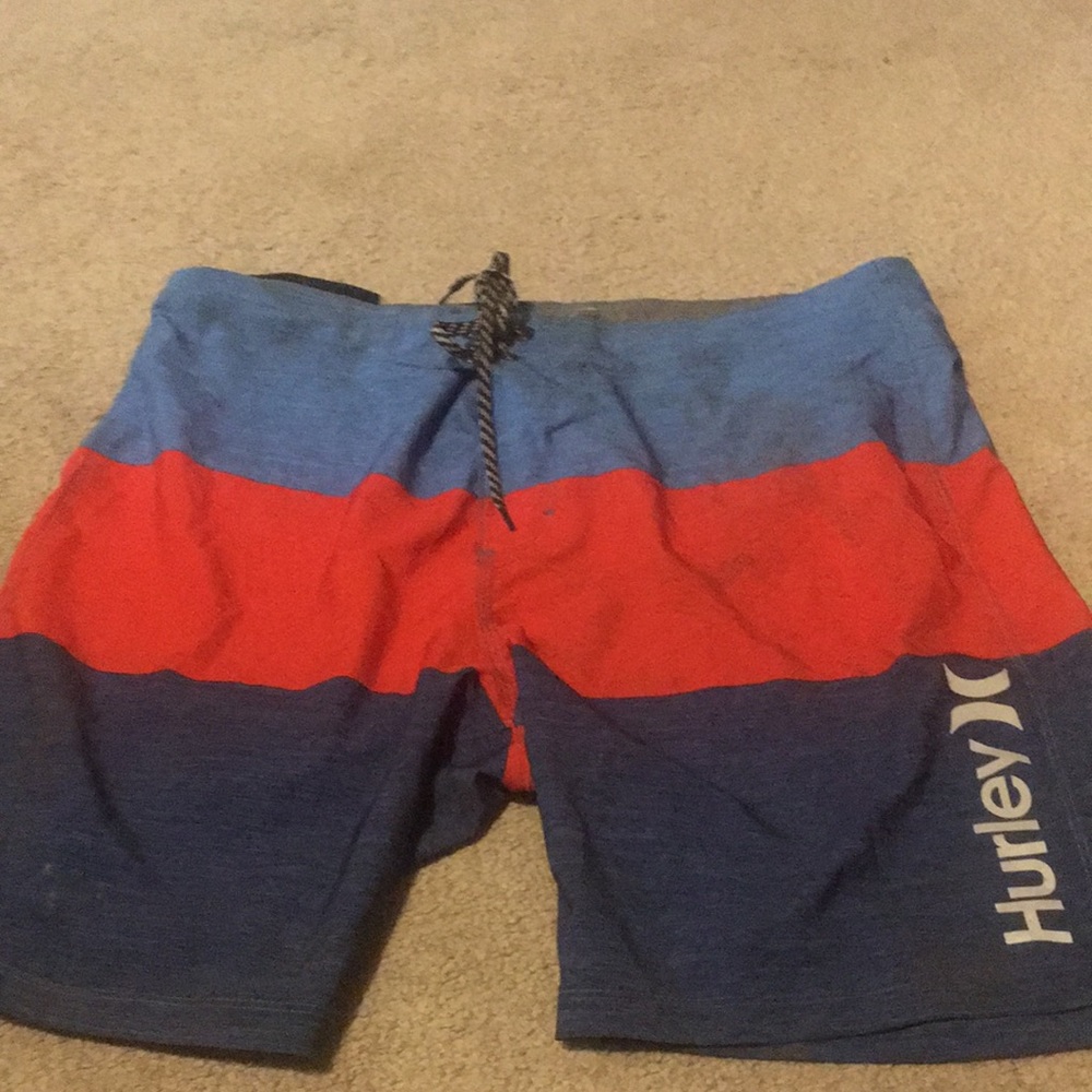 Men’s Hurley swim Trucks sz 34